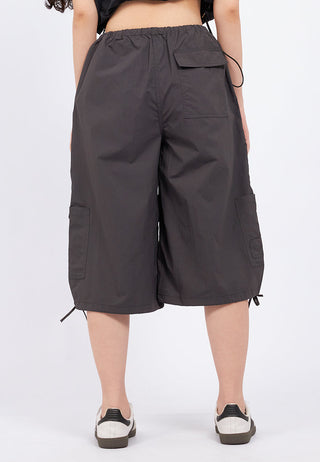 Drawstring Details Bermuda Pants