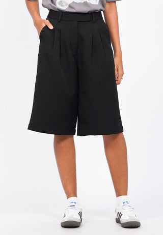 Pleated Bermuda Shorts