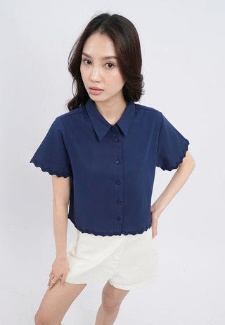 Scallop Trim Short Sleeve Crop Shirt