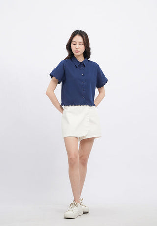 Scallop Trim Short Sleeve Crop Shirt