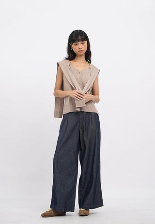Layered Details Sleeveless Knit Top