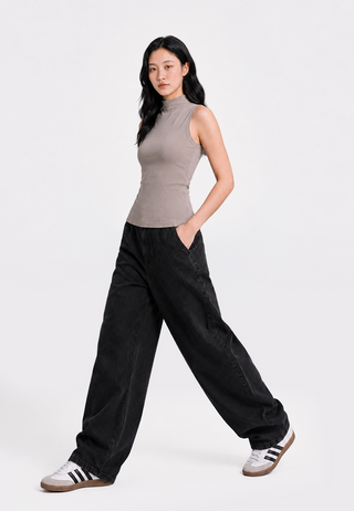 Turtle Neck Sleeveless Fitted Top