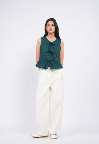 Textured Sleeveless Blouse with Tie