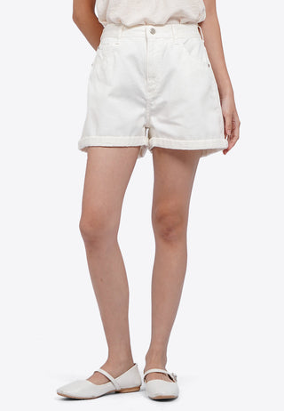 Rolled Up Short Pants