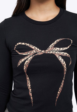 Fitted Long Sleeve Graphic T-Shirt
