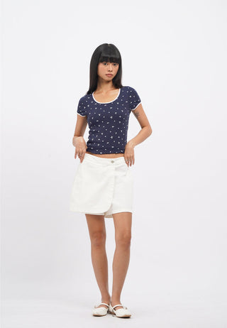 Petals Round Neck Rib Top