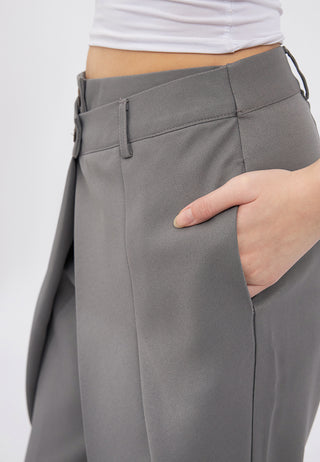Front Pleated Barrel Pants
