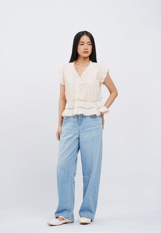 Lace Details V-Neck Short Sleeve Blouse