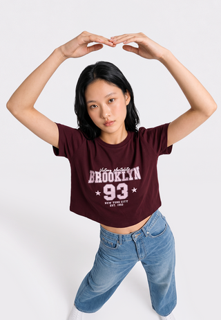 Short Sleeve Graphic Crop T-Shirt