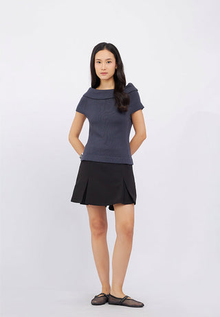 Short Sleeve Boat Neck Top