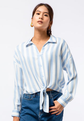 Printed Blouse with Front Knot