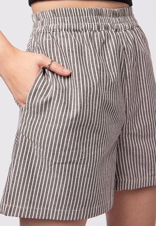 Stripe Wide Cut Short Pants